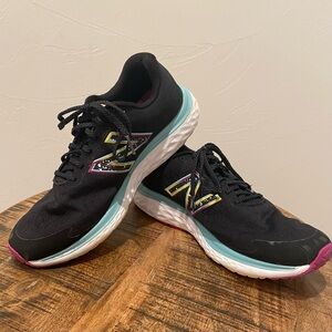 New Balance Fresh Foam 680 V7 Women's Running Shoes
